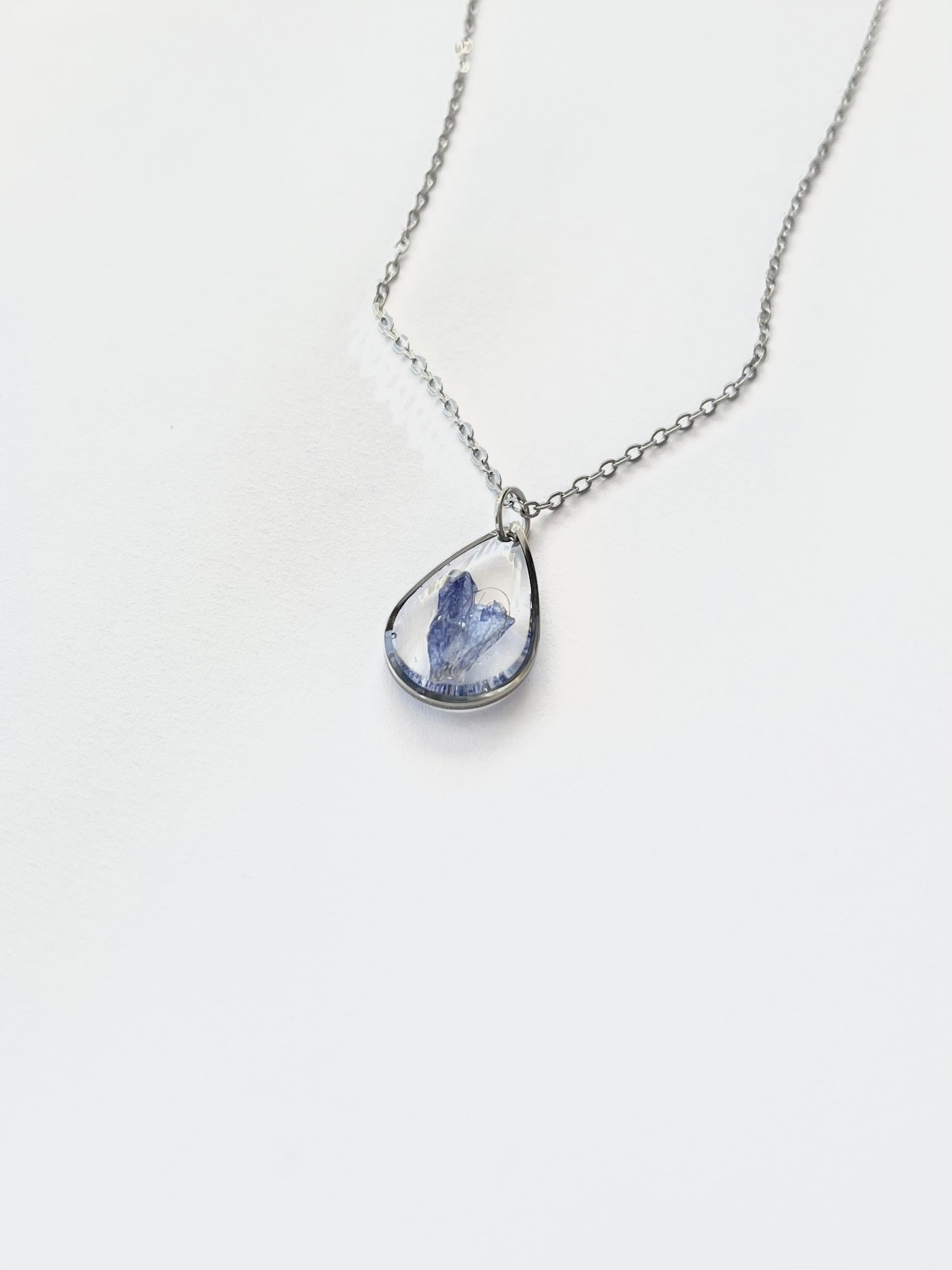 Silver Drop Blue Flower Necklace (Medium)