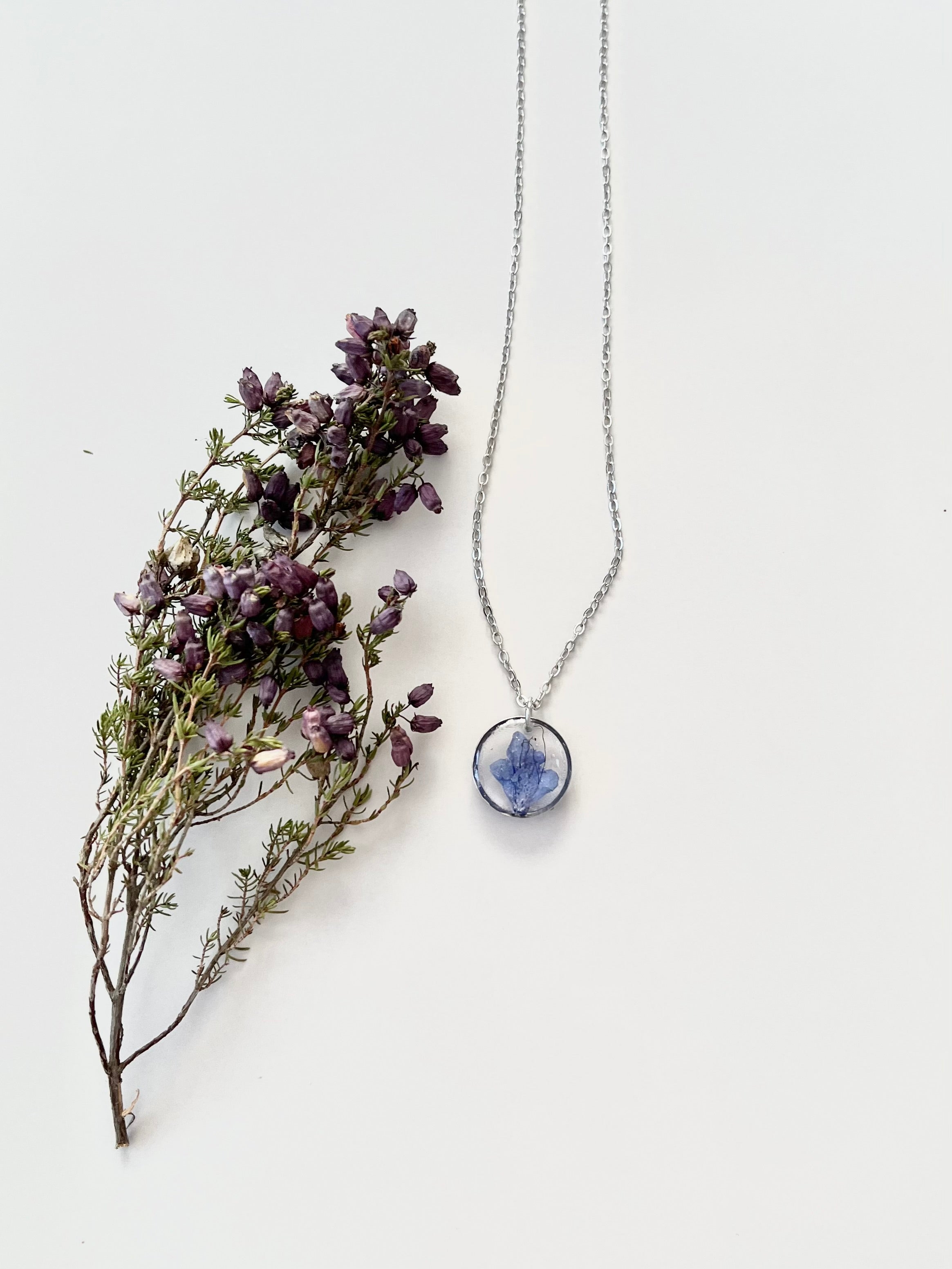 Silver Round Blue Flower Necklace (Small)