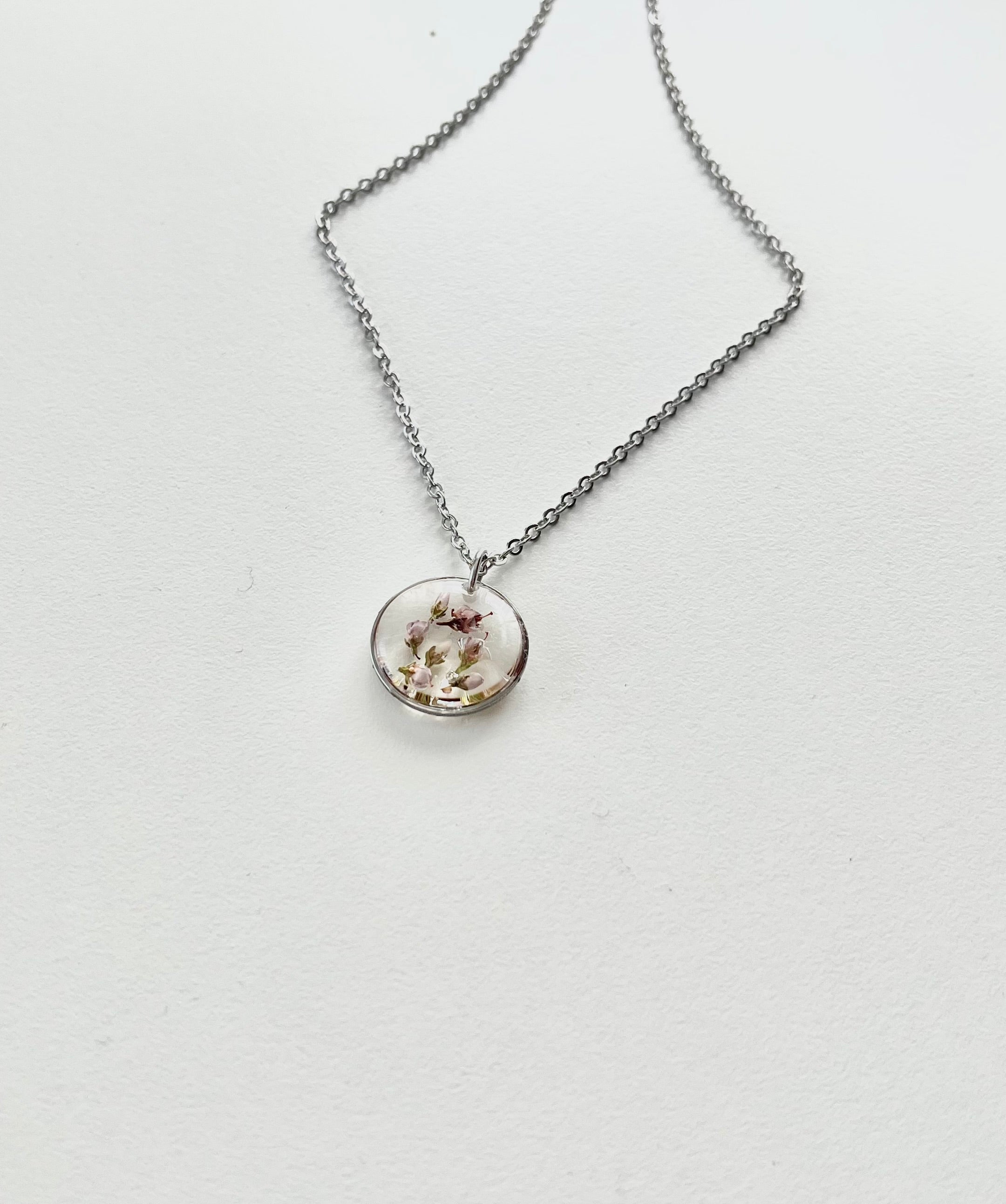 Silver Round Scottish Heather Necklace (Small)