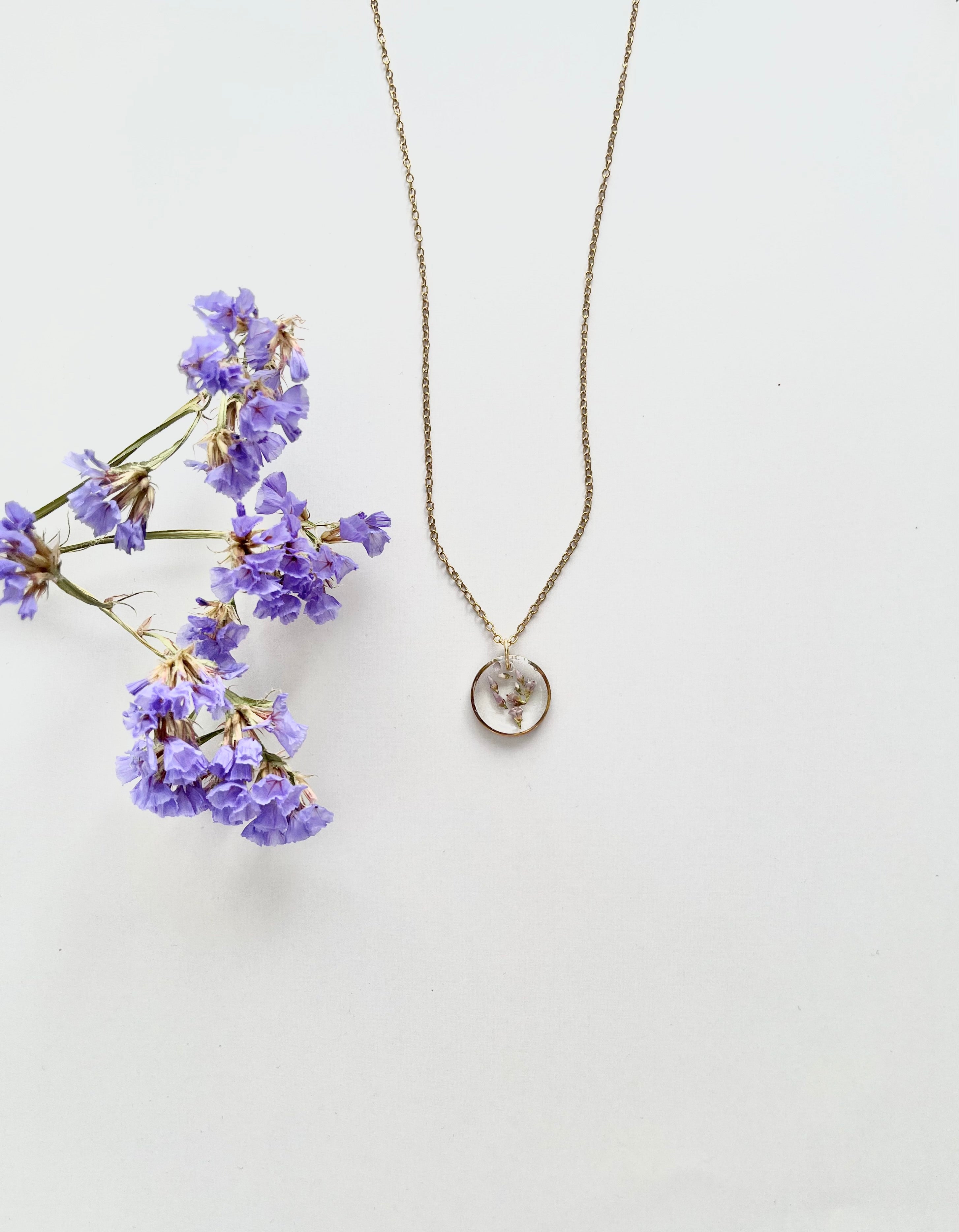 Gold Round Scottish Heather Necklace (Small)