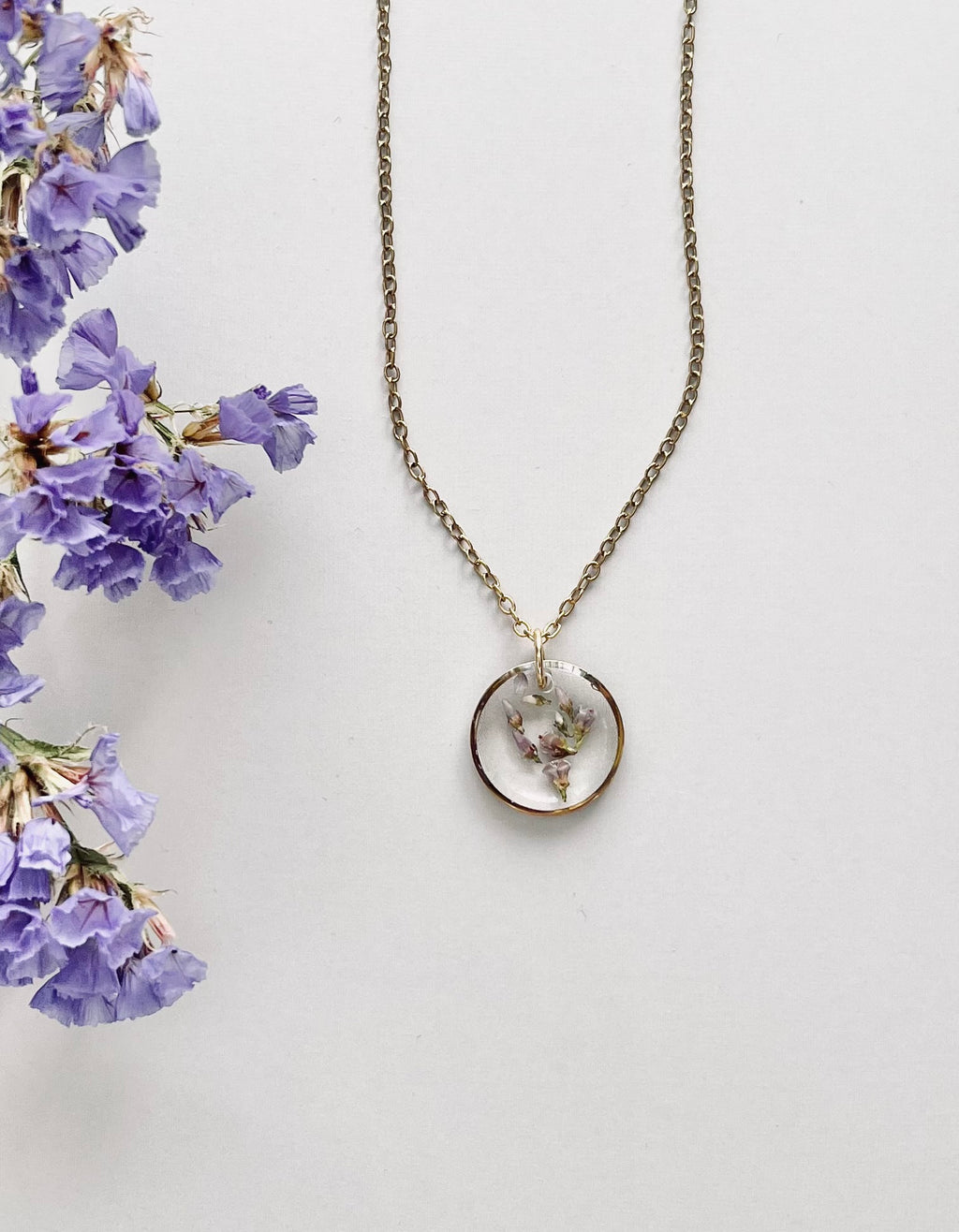 Gold Round Scottish Heather Necklace (Small)