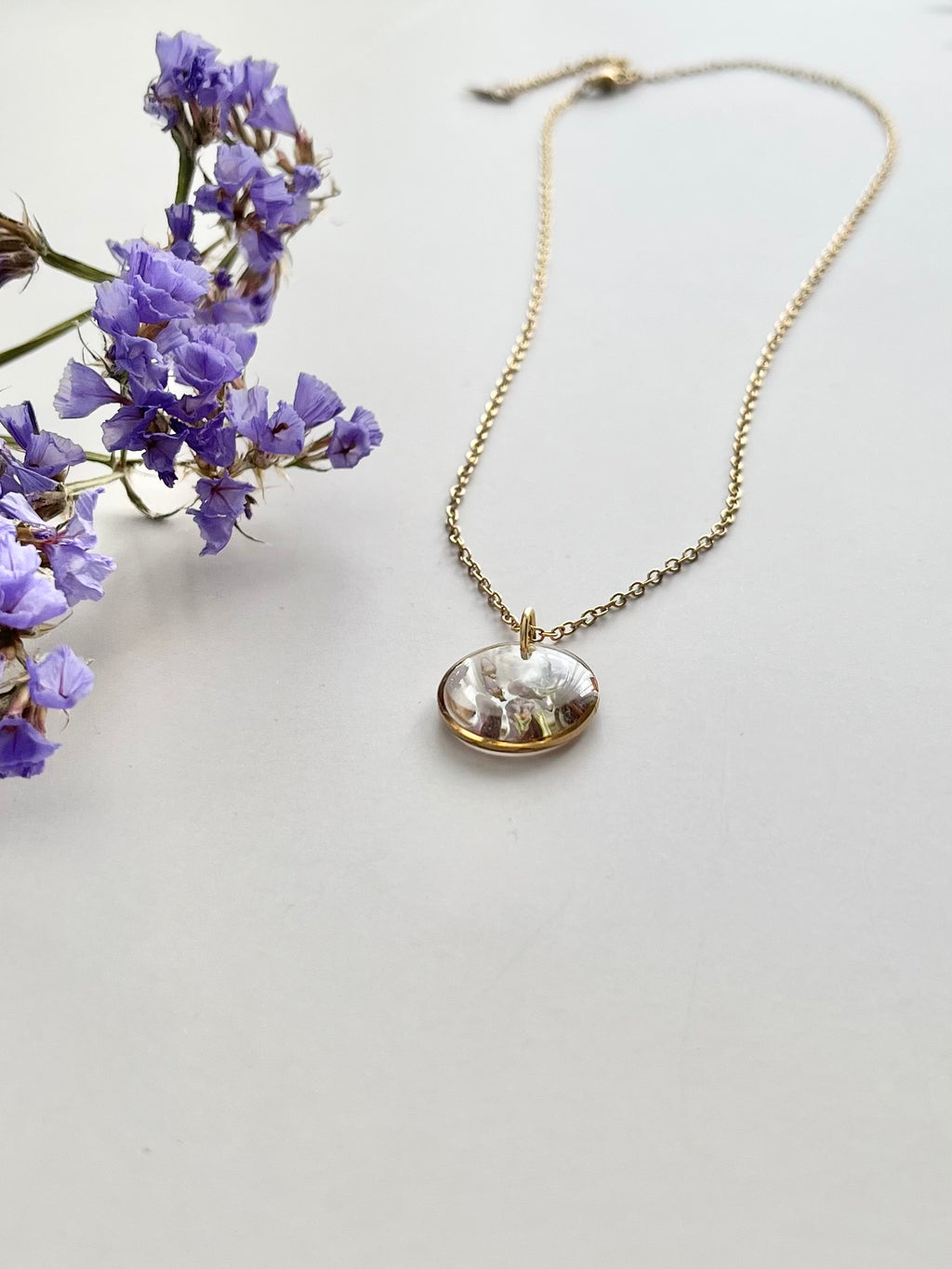 Gold Round Scottish Heather Necklace (Small)