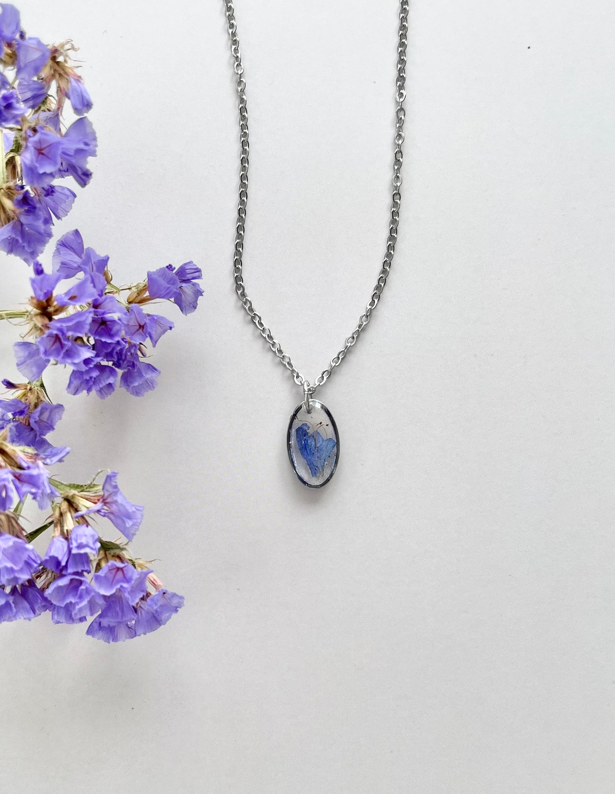 Silver Oval Blue Flower Necklace (Small)