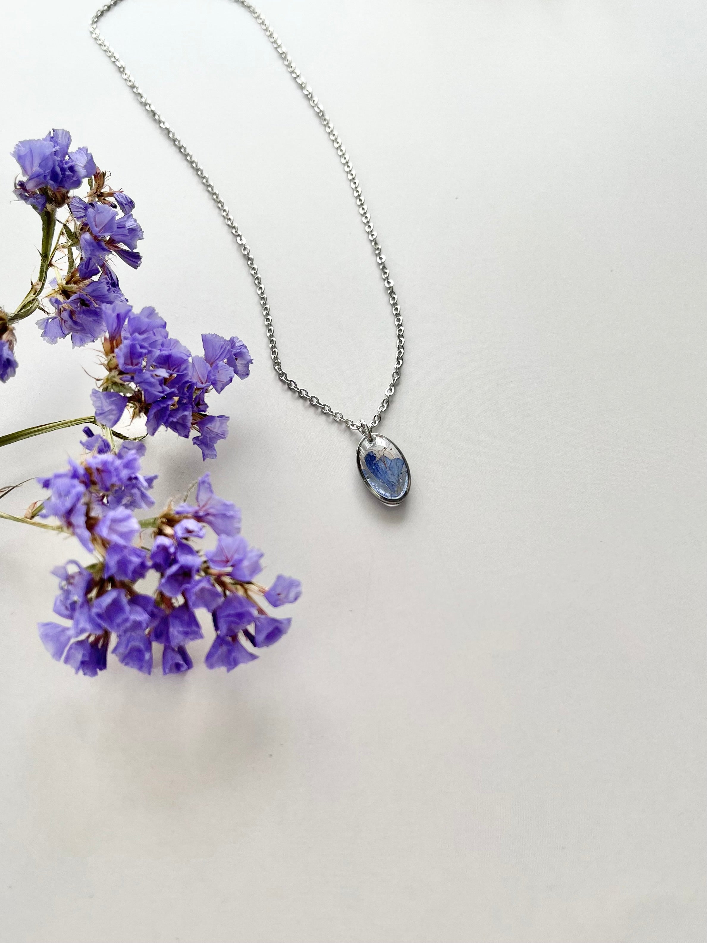 Silver Oval Blue Flower Necklace (Small)