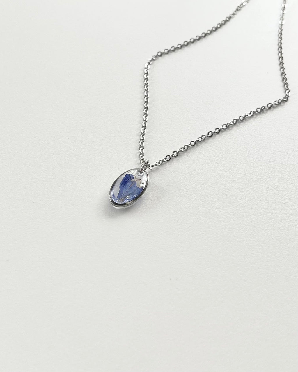 Silver Oval Blue Flower Necklace (Small)