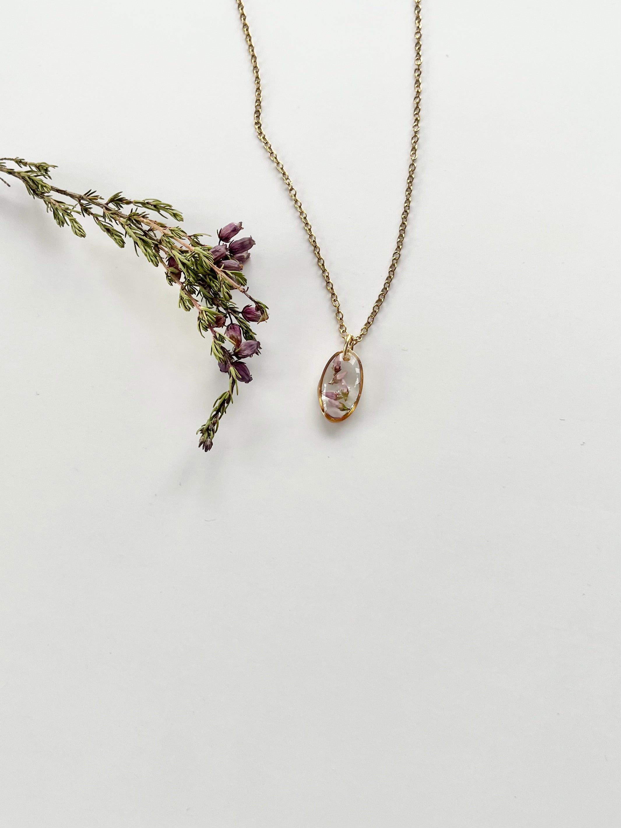Gold Oval Scottish Heather Necklace (Small)