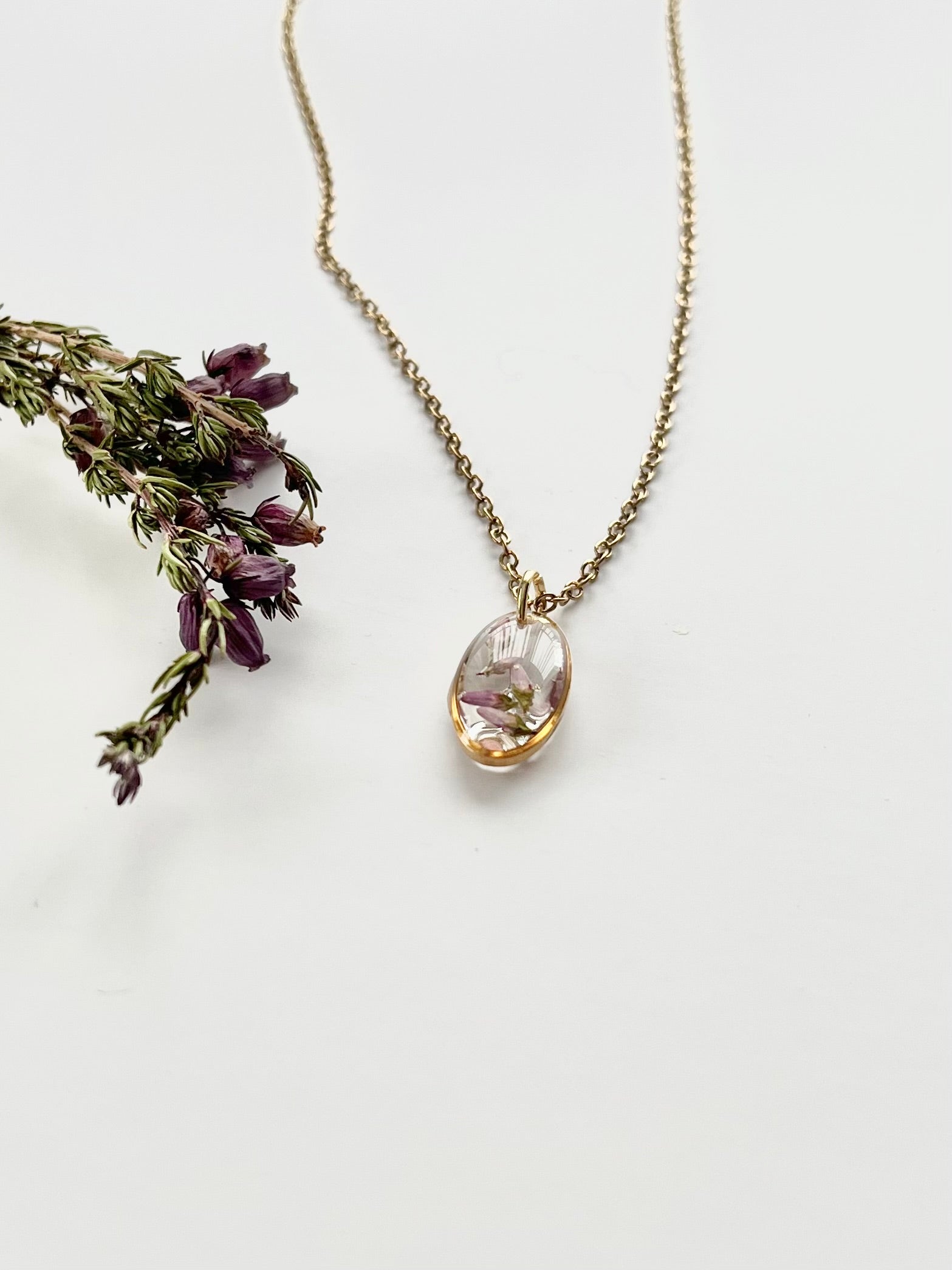 Gold Oval Scottish Heather Necklace (Small)