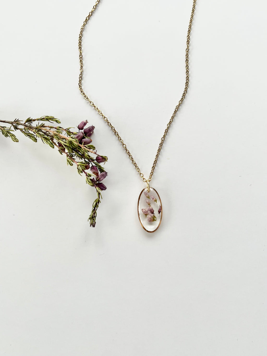 Gold Oval Scottish Heather Necklace (Medium)
