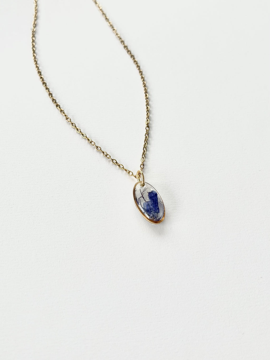 Gold Oval Blue Flower Necklace (Small)
