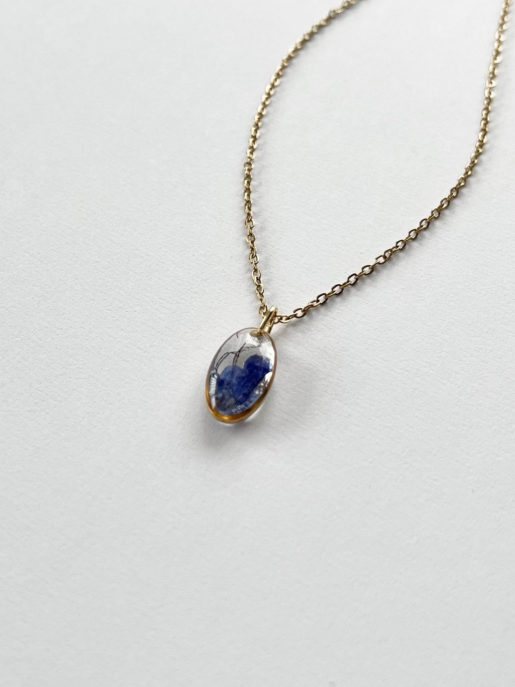 Gold Oval Blue Flower Necklace (Small)