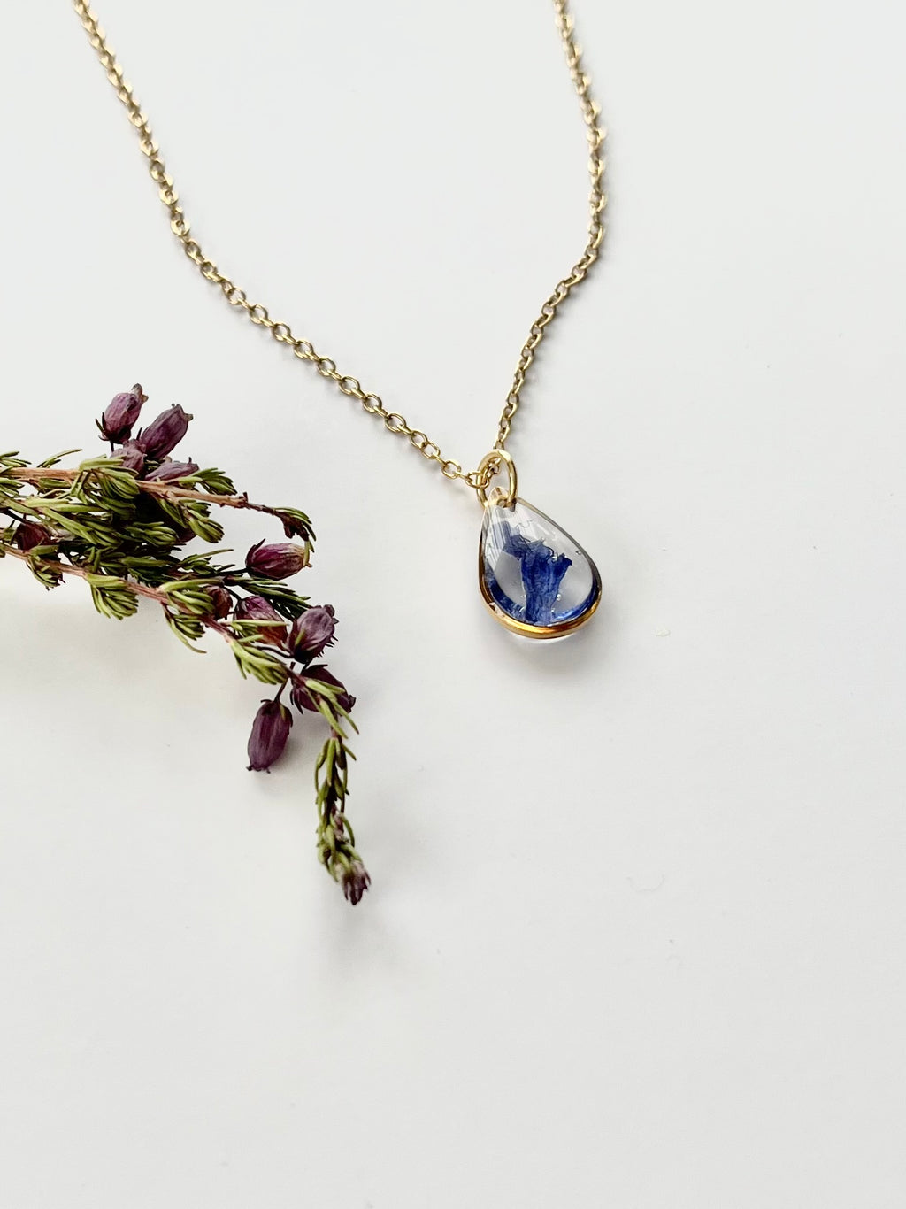 Gold Drop Blue Flower Necklace (Small)