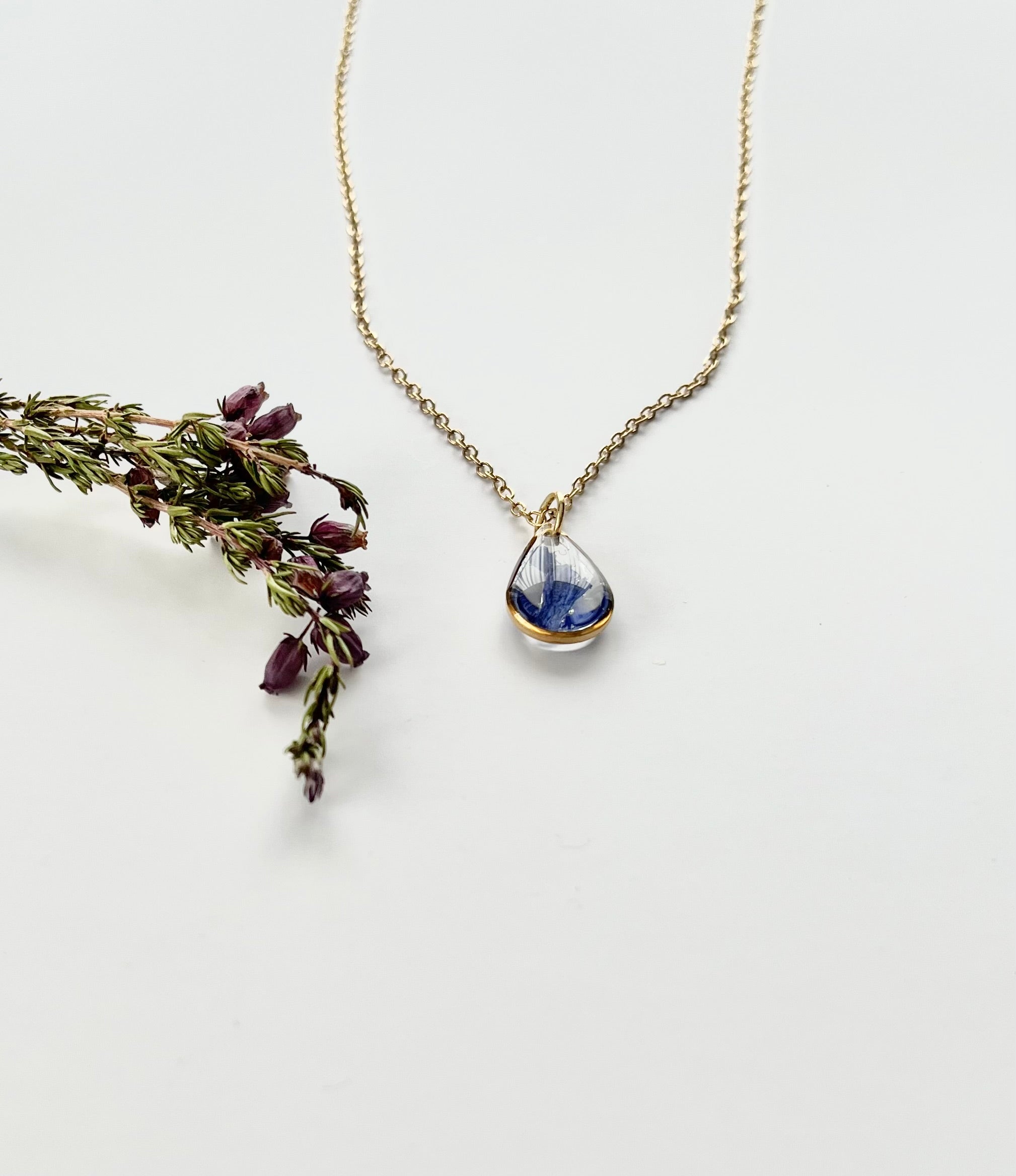 Gold Drop Blue Flower Necklace (Small)