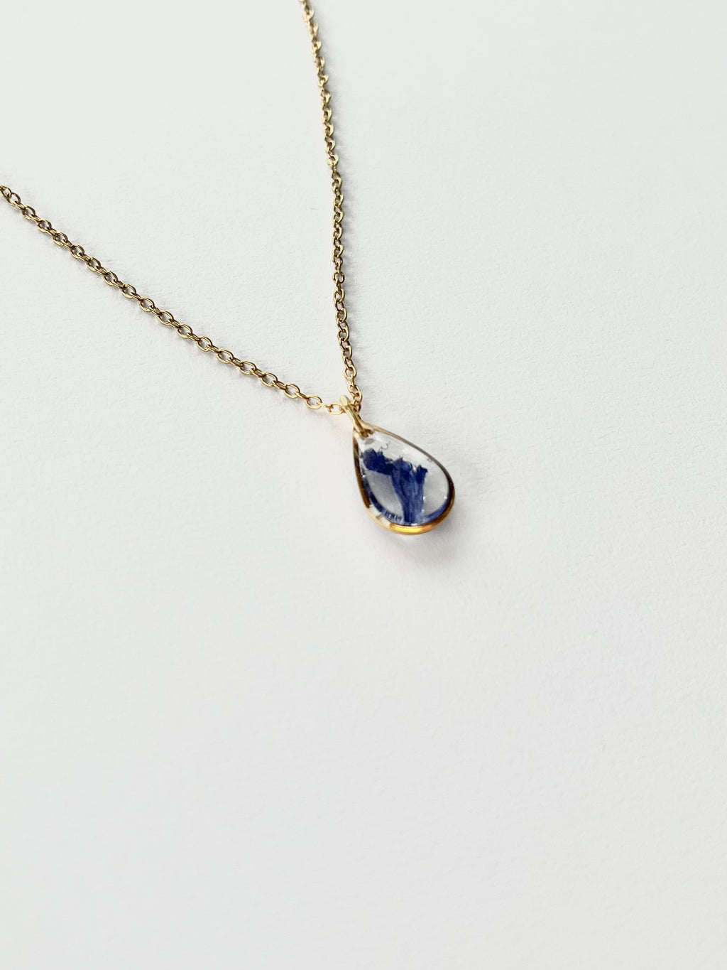 Gold Drop Blue Flower Necklace (Small)