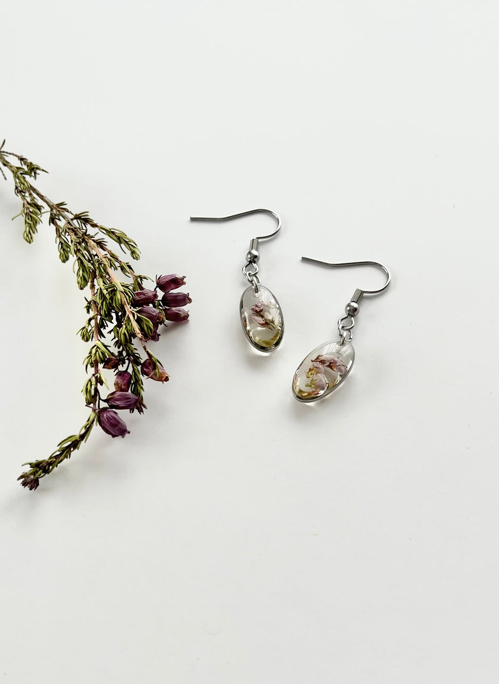 Silver Oval Scottish Heather Earrings (Small)