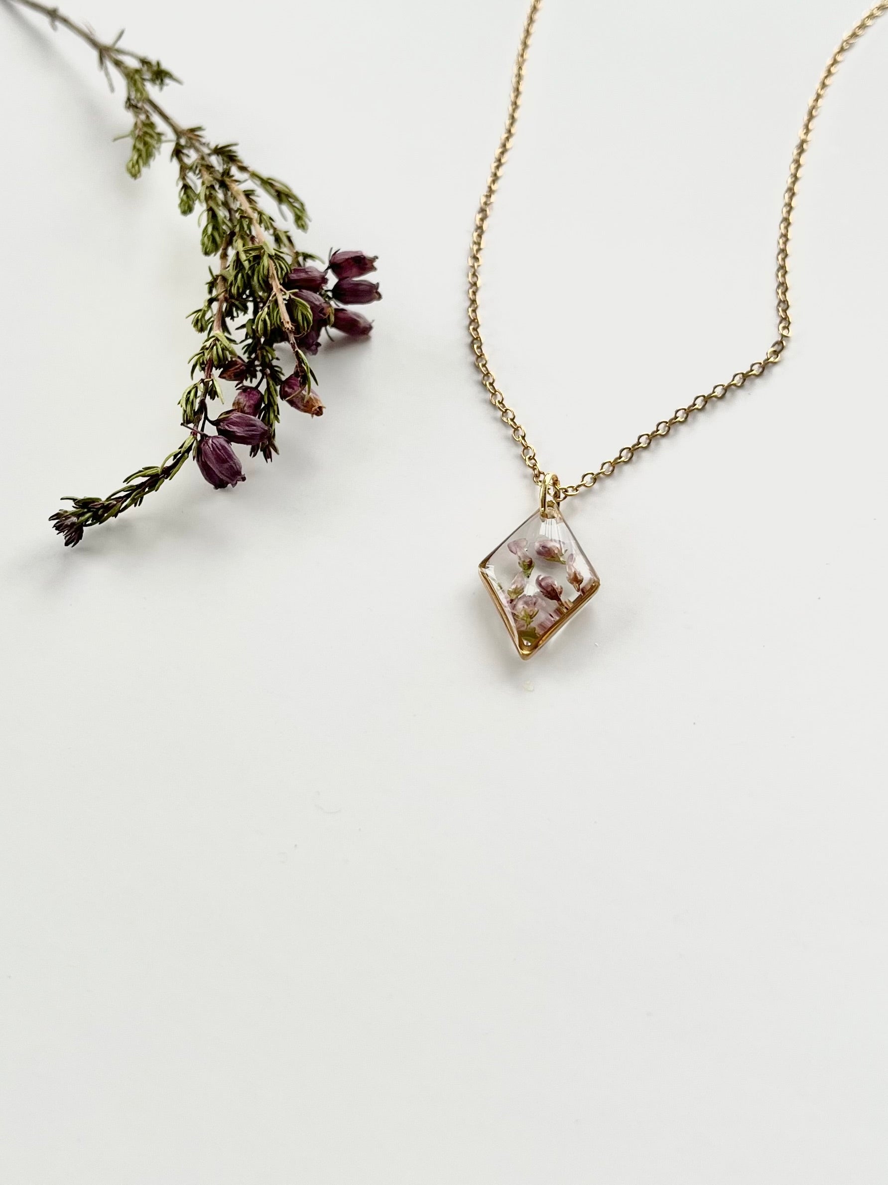 Gold Diamond Scottish Heather Necklace (Small)